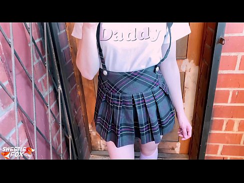 ❤️ Schoolgirl chuqur uning Dick so'radi va sinflar o'rniga fucks. ☑ Sluts uz.pornmega.ru